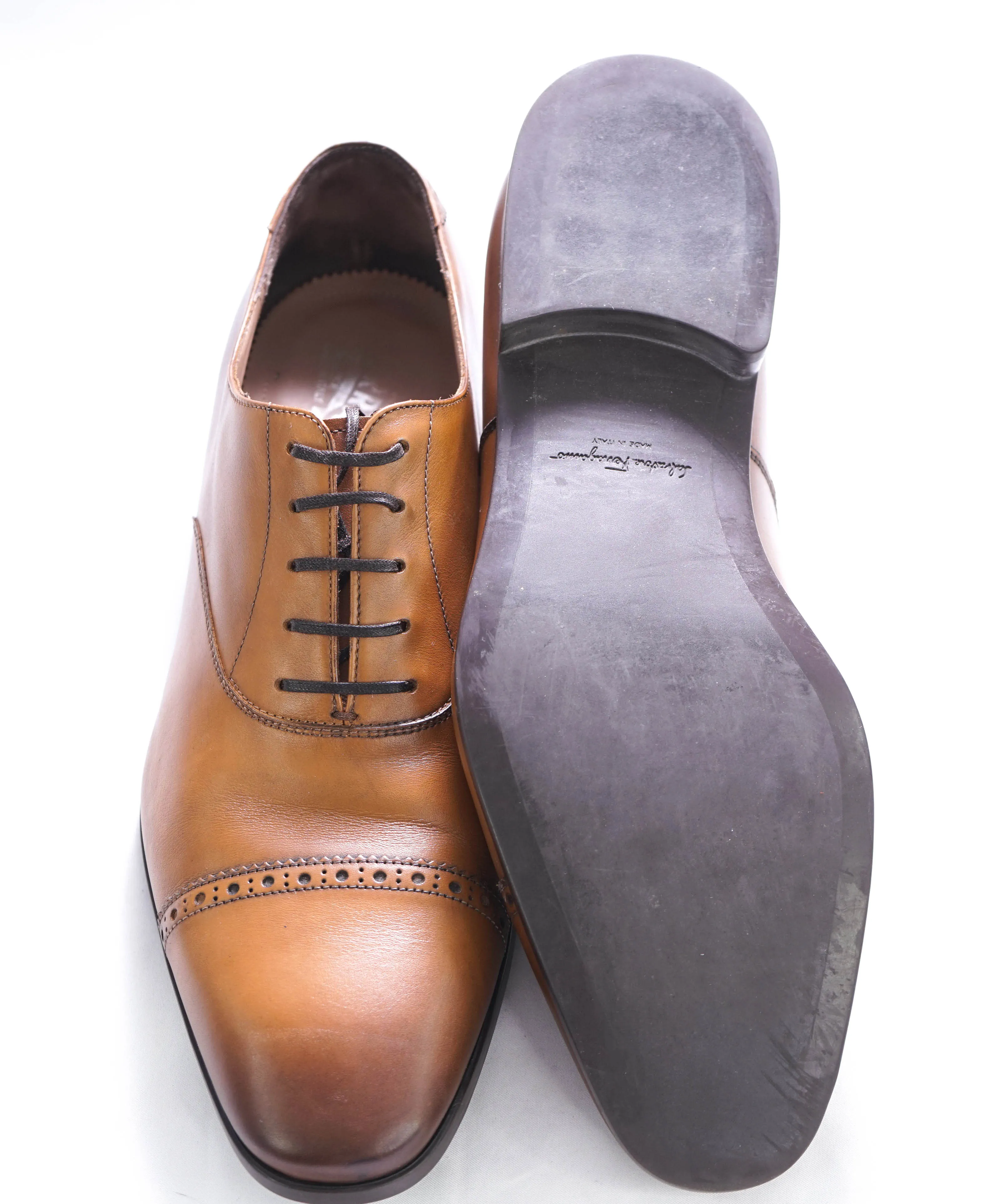 $650 SALVATORE FERRAGAMO - "TRISTANO" Apron-Toe Oxford - 10.5 E US