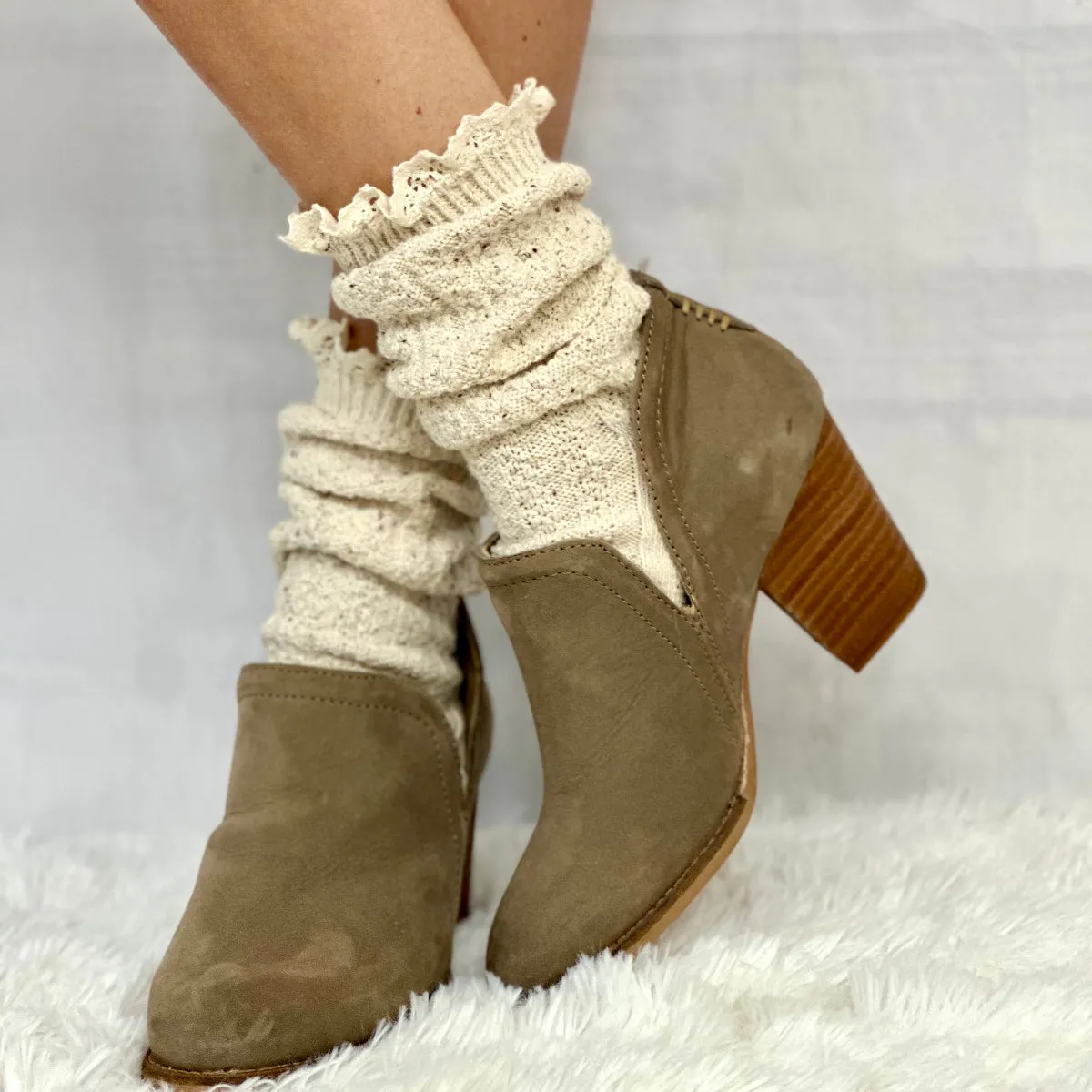 BOOTIE  lace slouch  socks - oatmeal