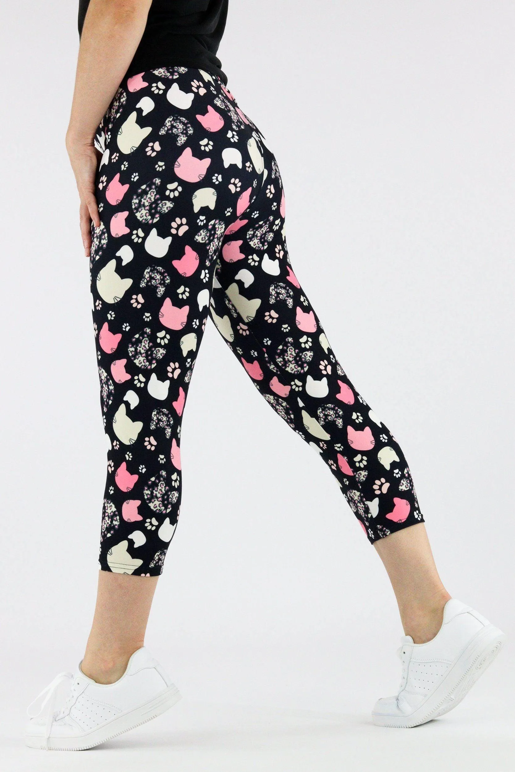 Cat Lady - Casual Capri Leggings