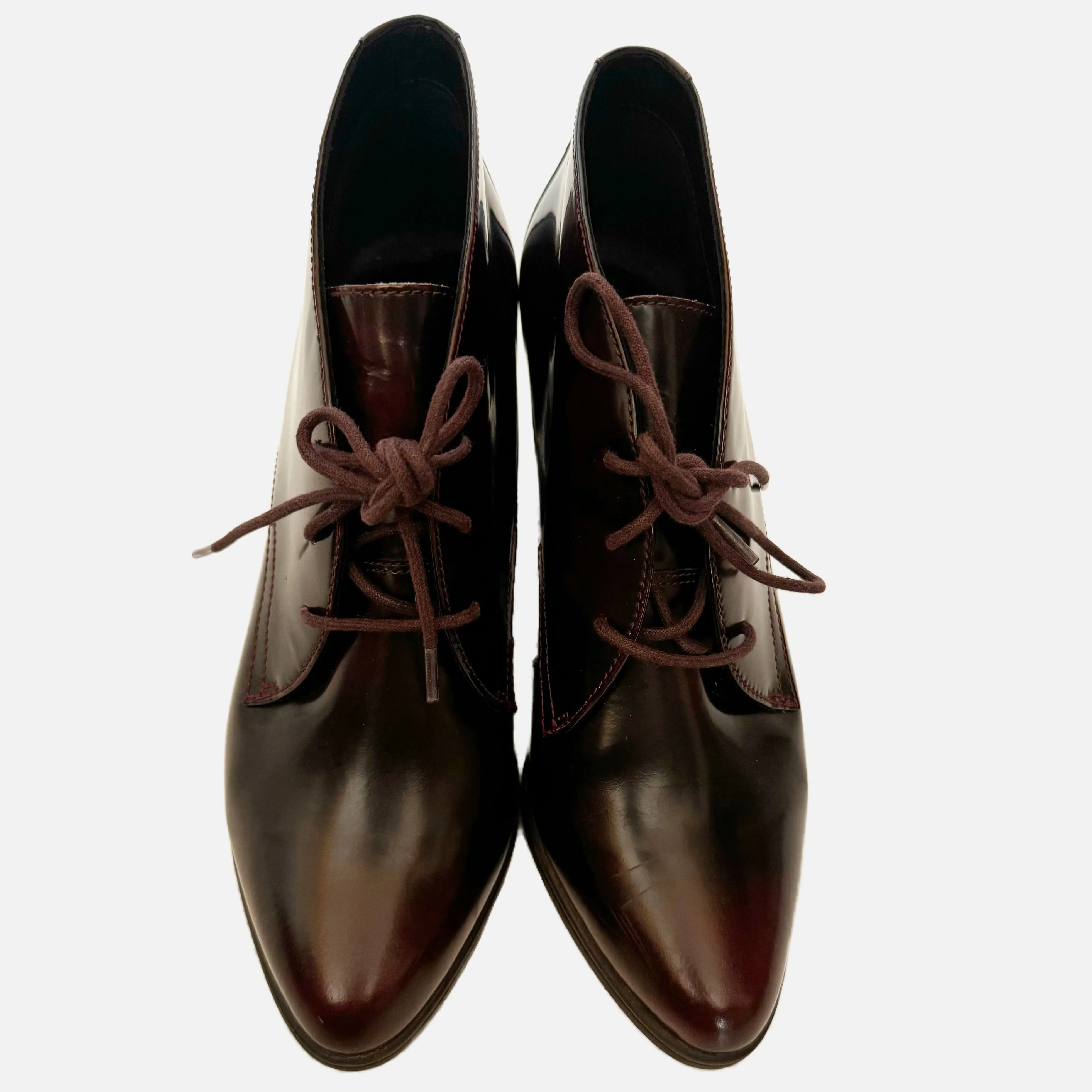 Clarks Burgundy Lace Up Oxford Bootie