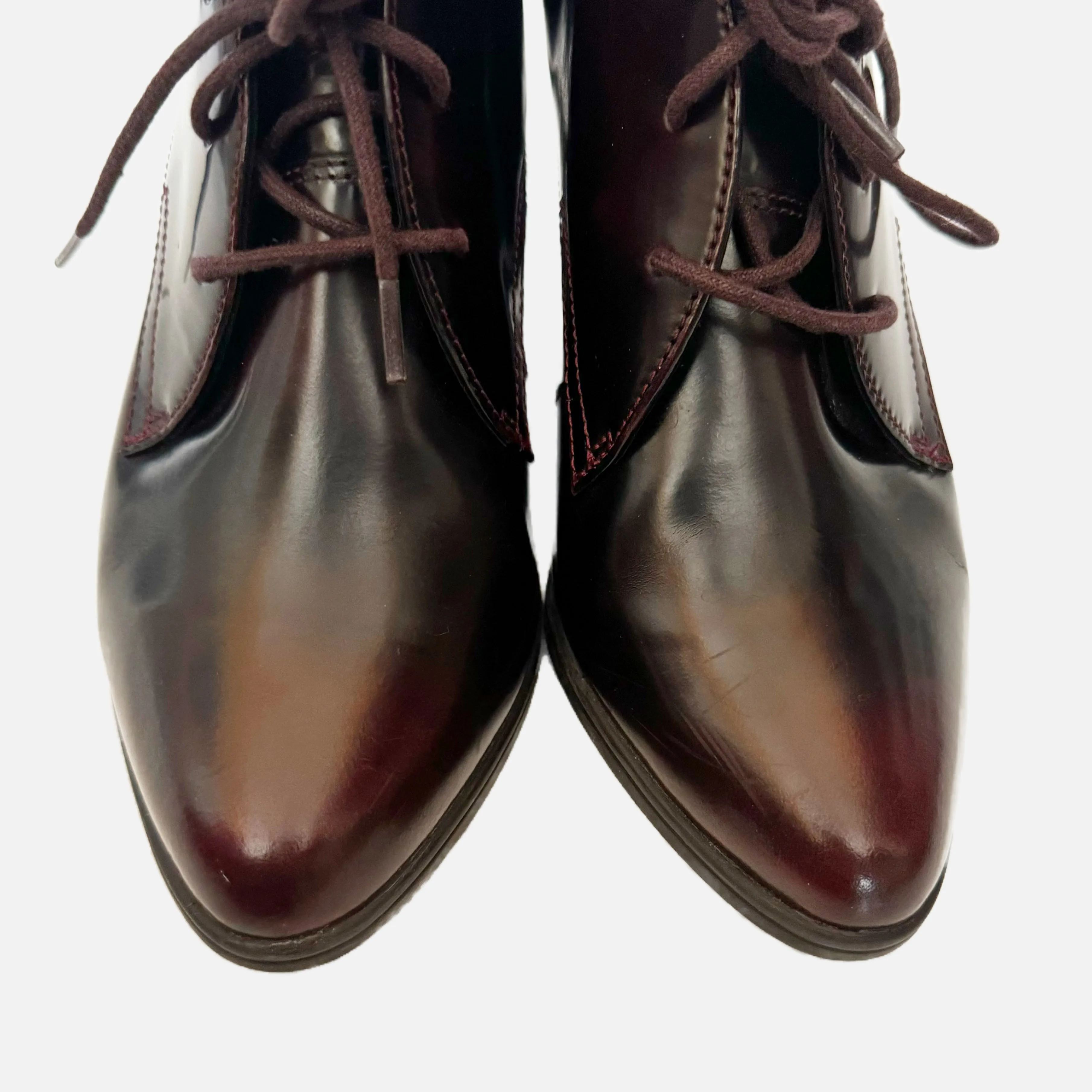 Clarks Burgundy Lace Up Oxford Bootie
