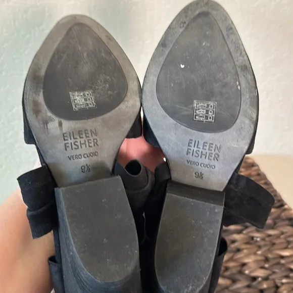 Eileen Fisher Women's 9.5 Black Suede Heel Shoes Twist Front Straps Closed Toe