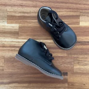 Footmates toddler black leather booties. Size 4.5 WIDE INSERT