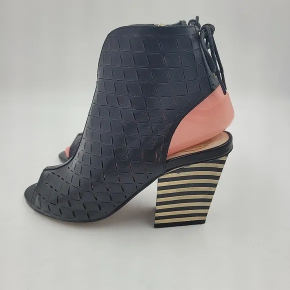 House of Harlow 1960 Women's Black Rilie Open Toe Leather Booties Size EU 36