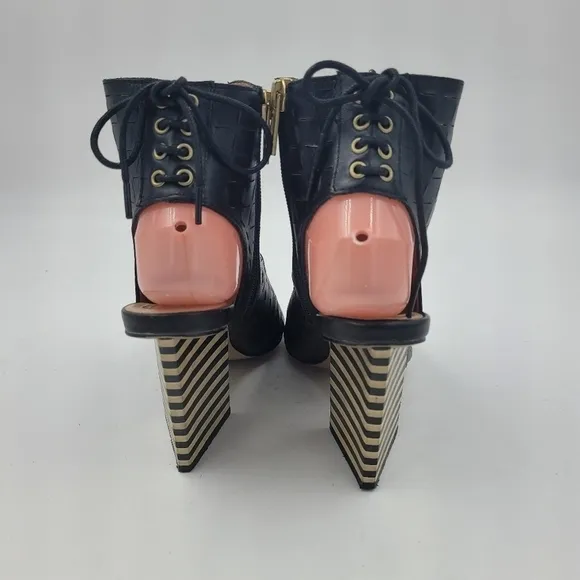 House of Harlow 1960 Women's Black Rilie Open Toe Leather Booties Size EU 36