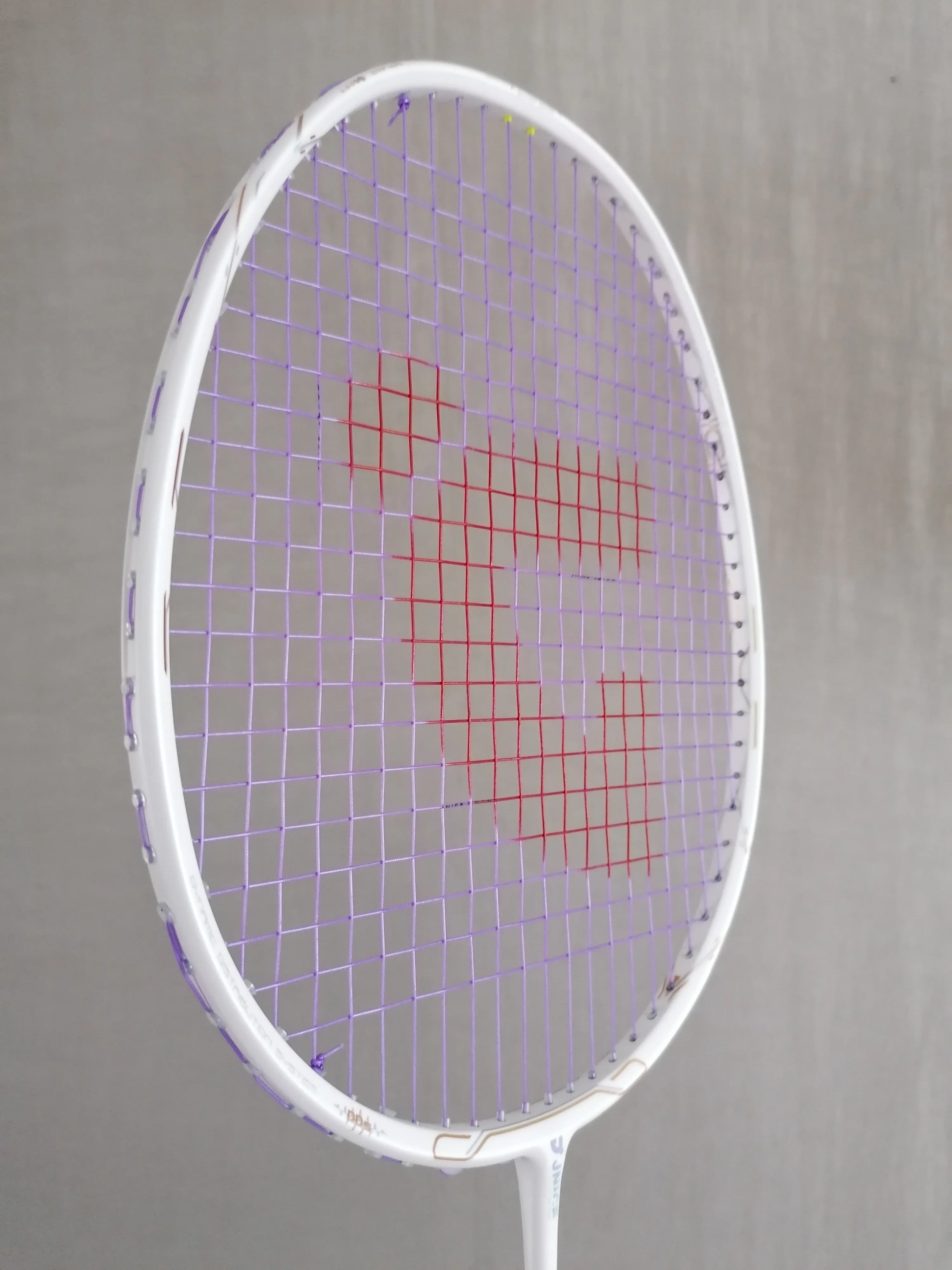 Jnice Elastics Air 73 badminton racket
