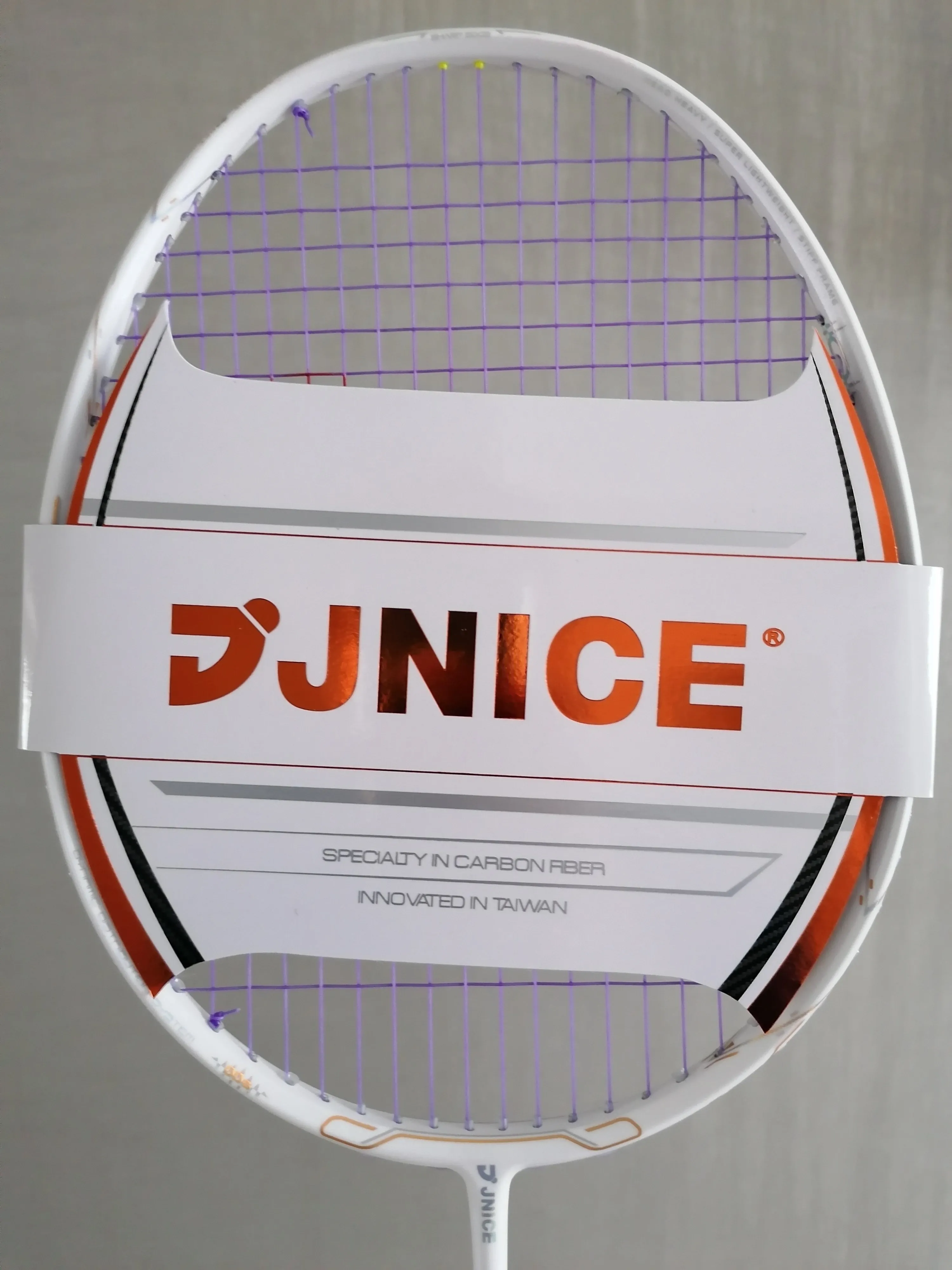 Jnice Elastics Air 73 badminton racket