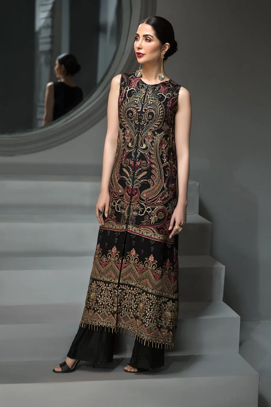 Latest Pakistani Black Chiffon Party Dress #J4348