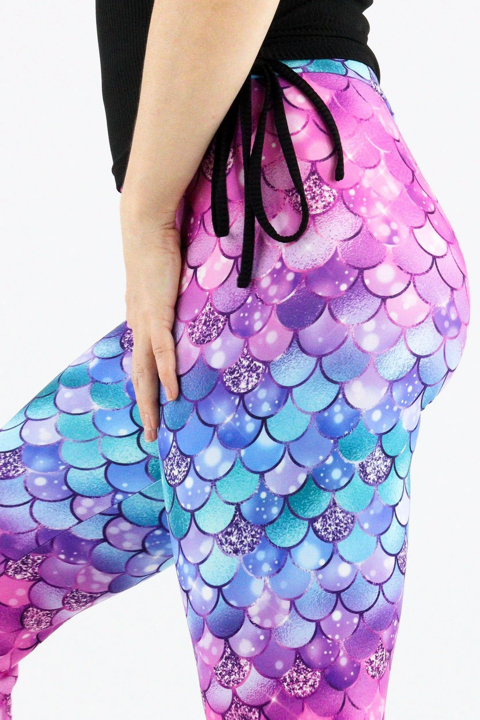 Lush Mermaid - Casual Capri Leggings