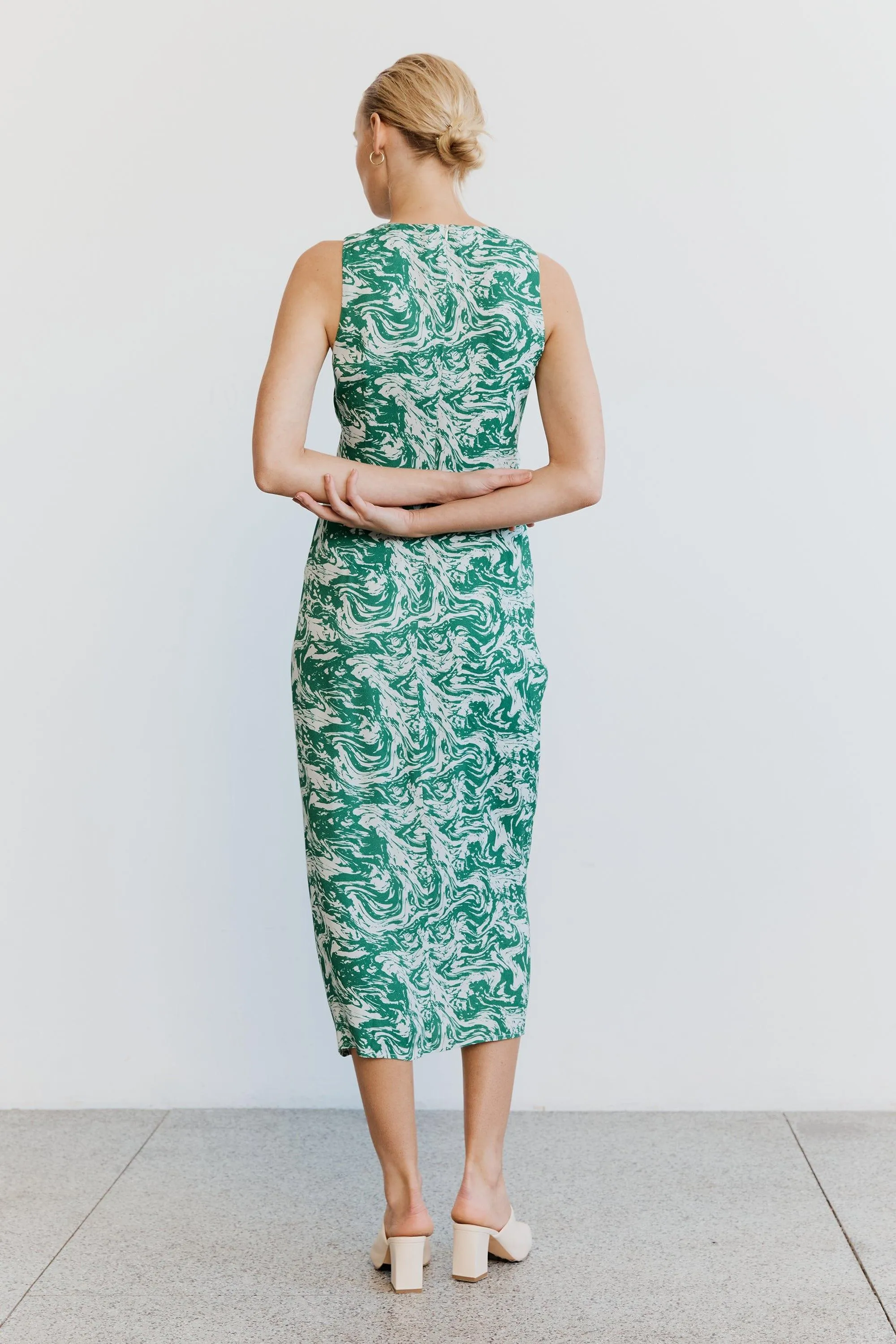 MARBLE DRAW IN MIDI DRESS | MARBLE