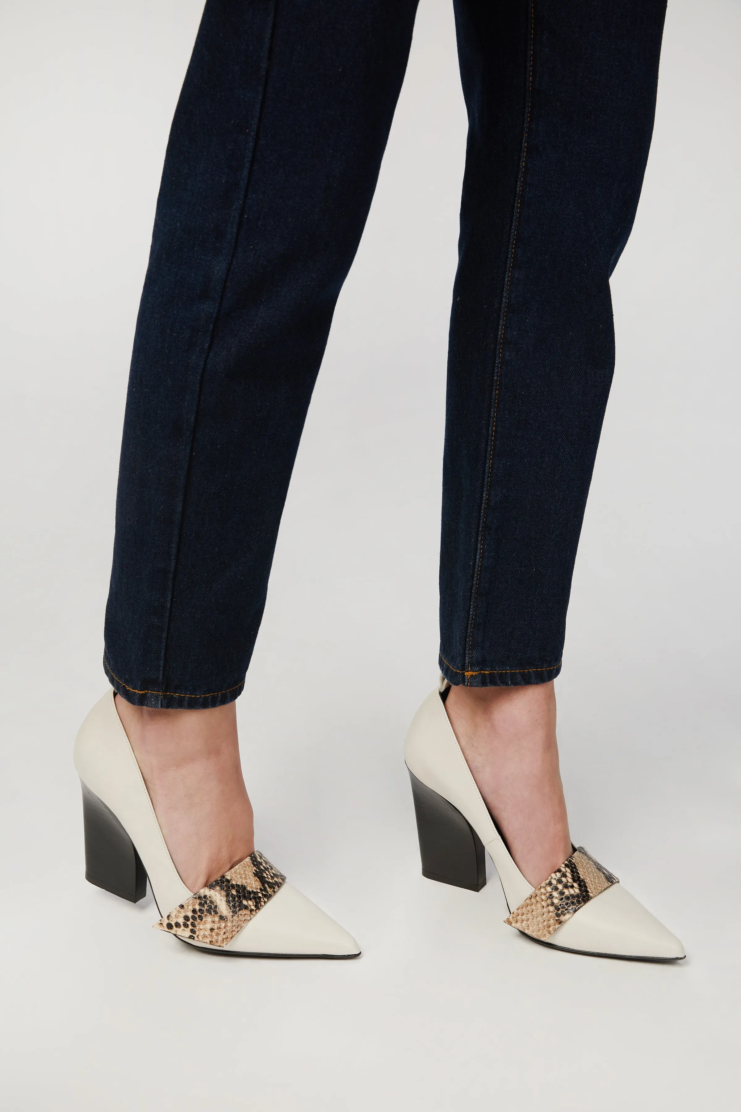 NINE 2 FIVER HIGH HEEL