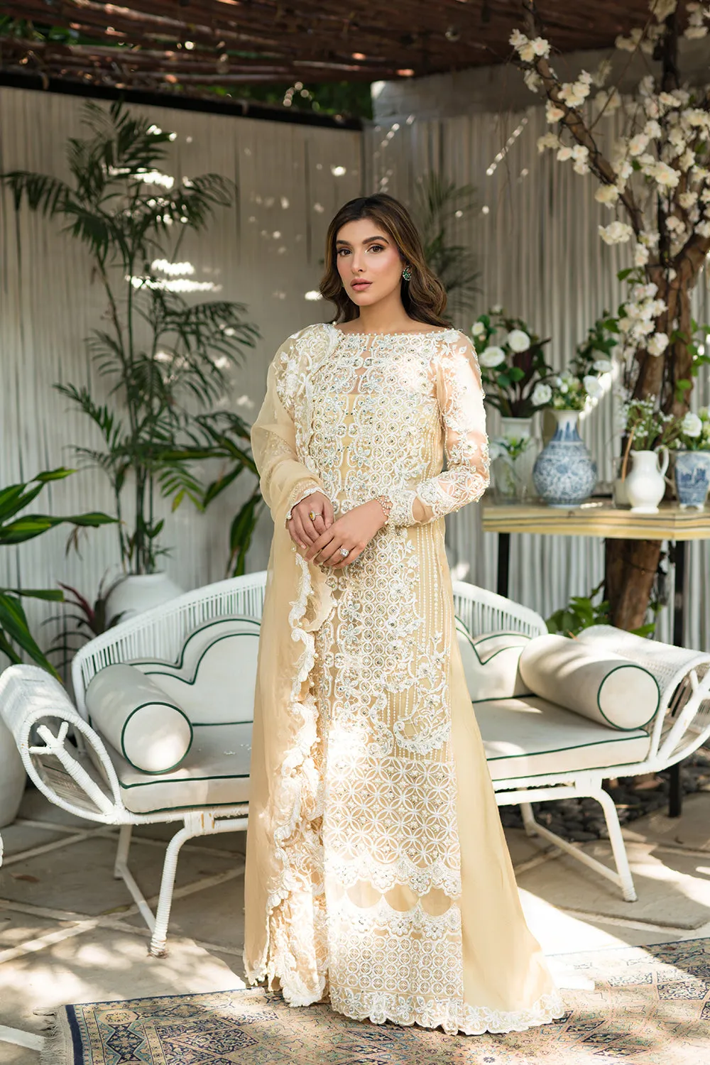 Saira Rizwan | Lumiere Festive 2023 | DAISY SR-04