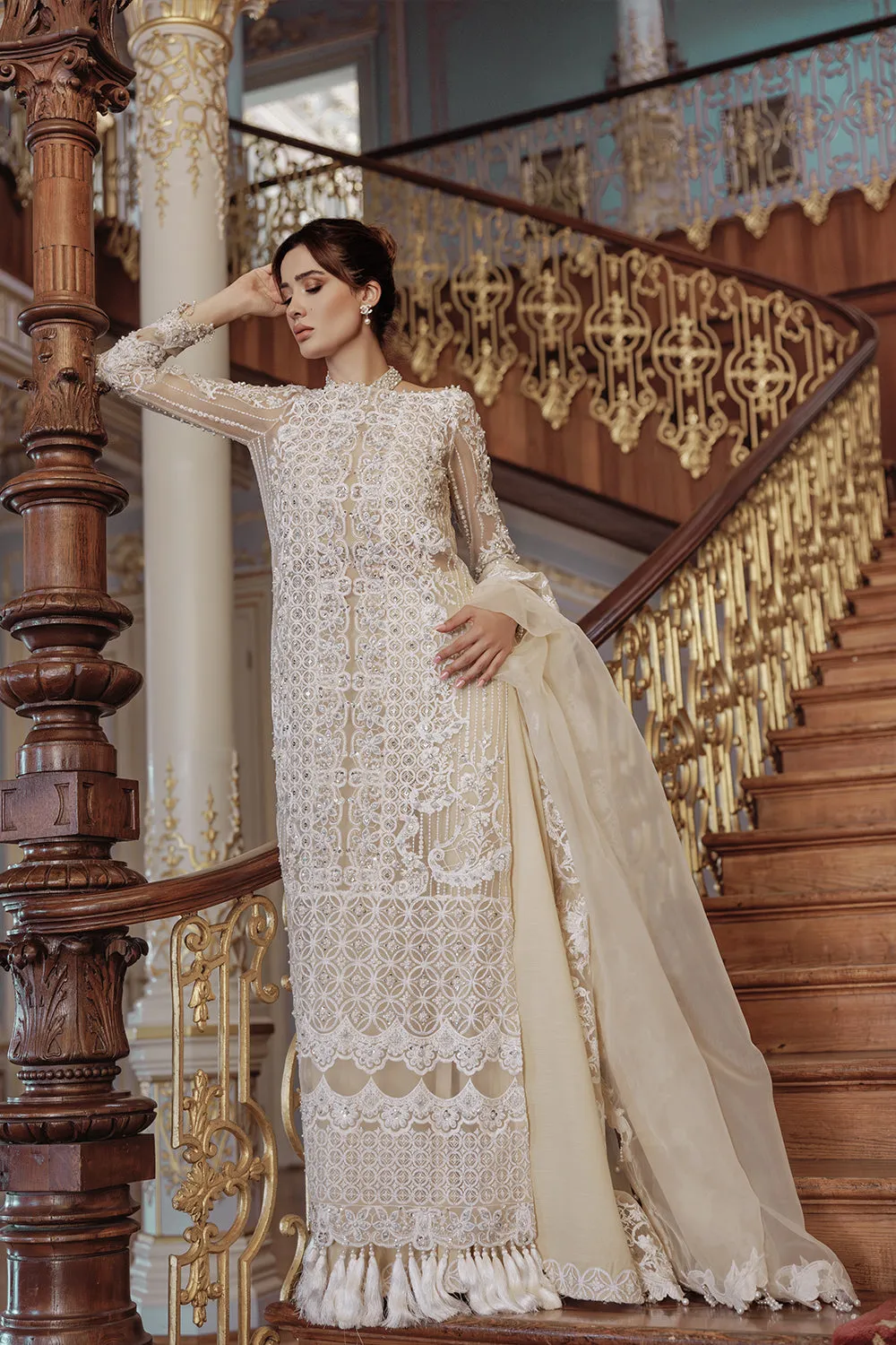 Saira Rizwan | Lumiere Festive 2023 | DAISY SR-04