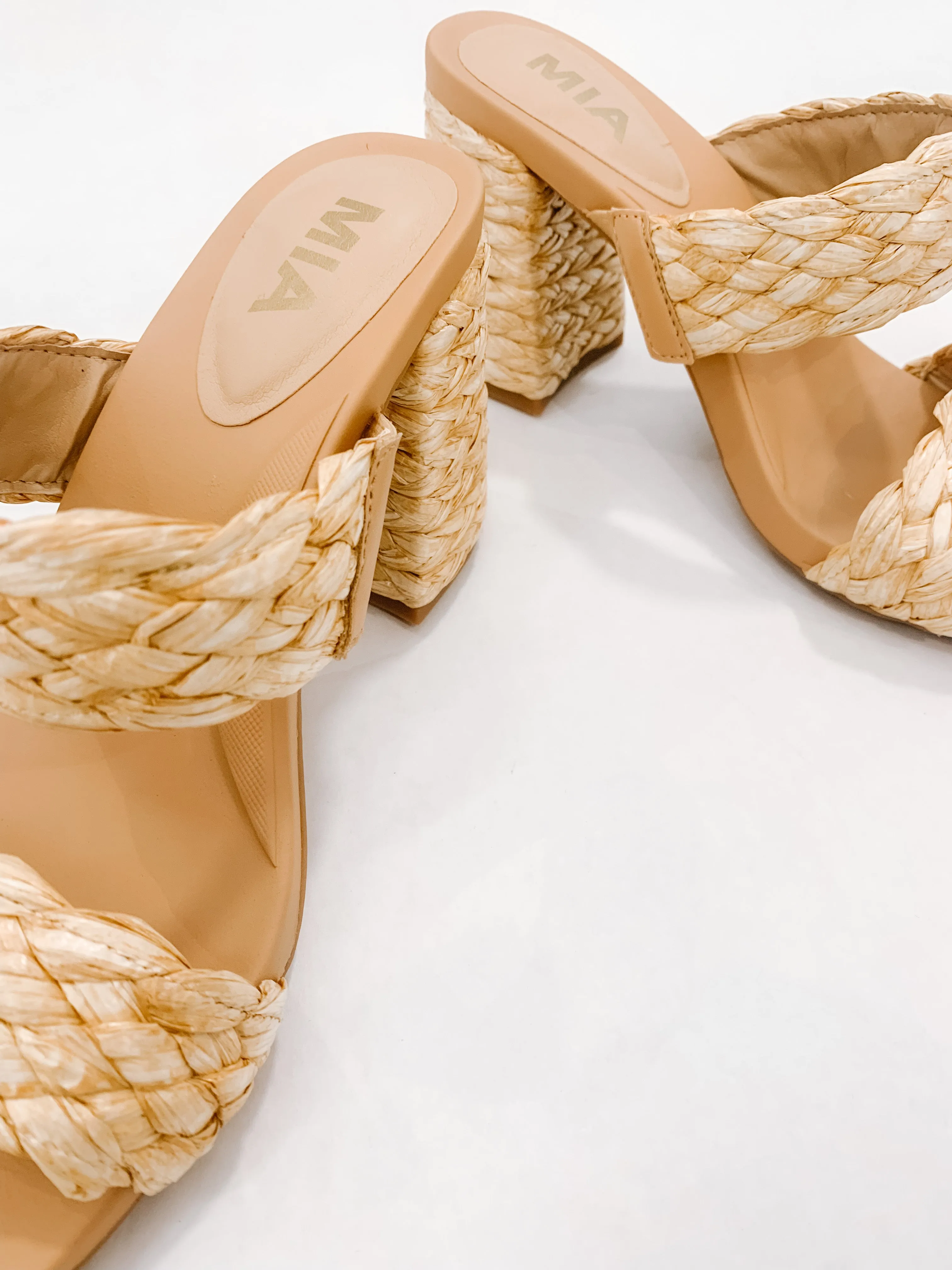 Tesi Heels