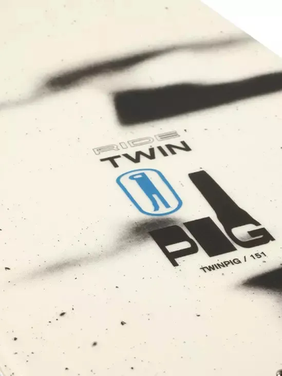 Twinpig Men's Snowboard - 2023