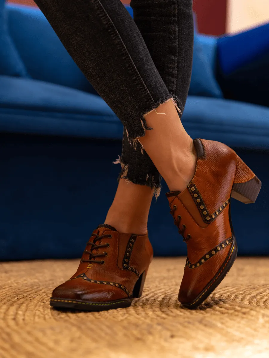 Vicconfy | ZOIE MAZE EMBOSSED STUDDED LEATHER OXFORD