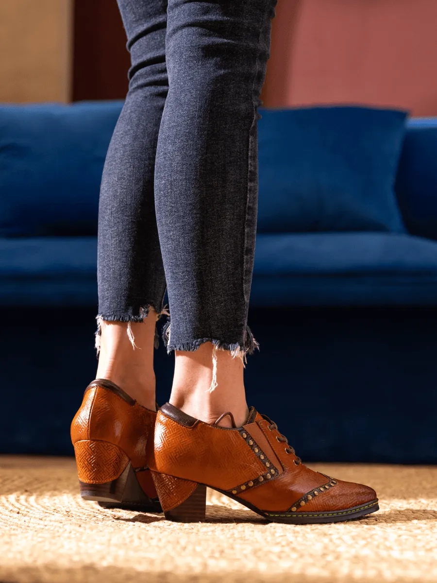 Vicconfy | ZOIE MAZE EMBOSSED STUDDED LEATHER OXFORD