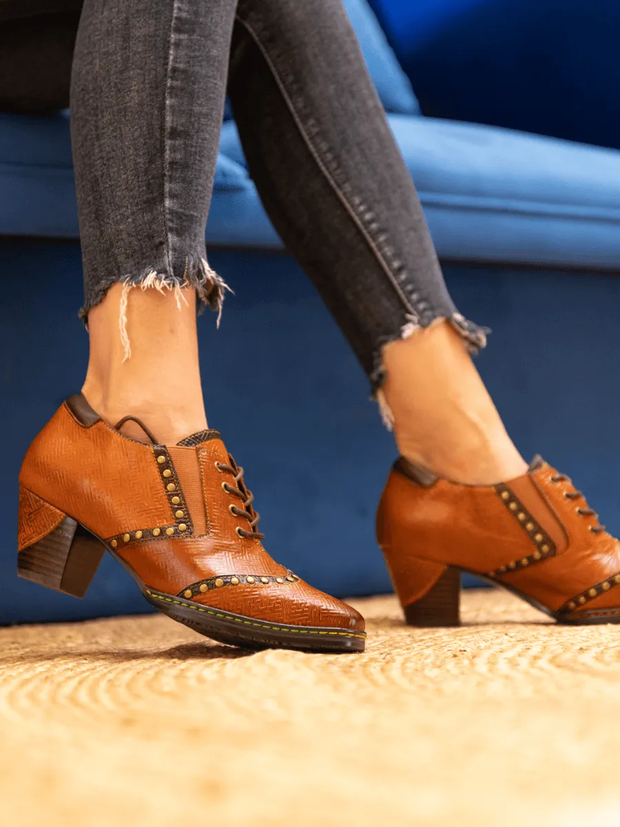 Vicconfy | ZOIE MAZE EMBOSSED STUDDED LEATHER OXFORD